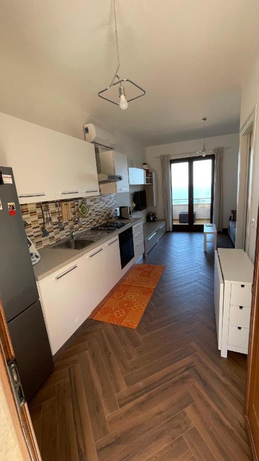 Baia Aurora Villa Letojanni Eksteriør billede