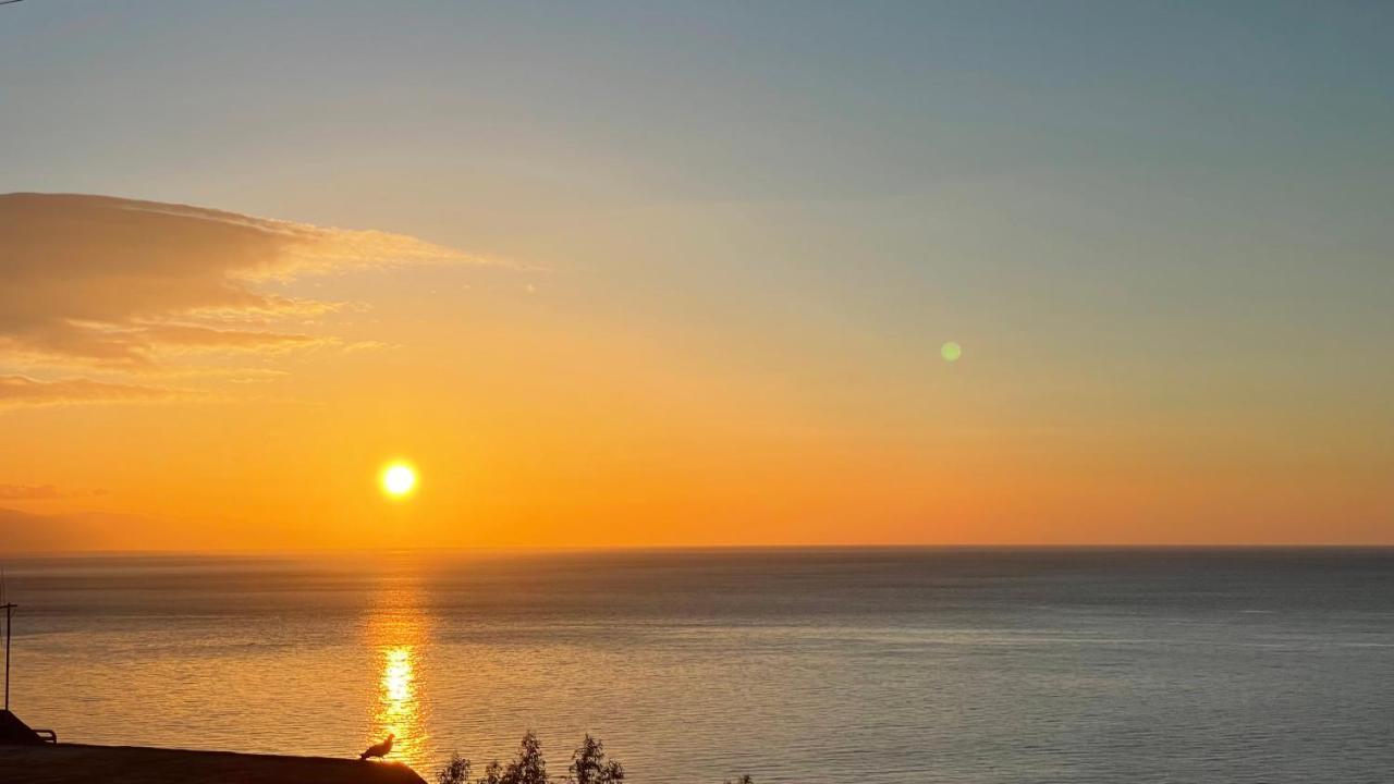 Baia Aurora Villa Letojanni Eksteriør billede