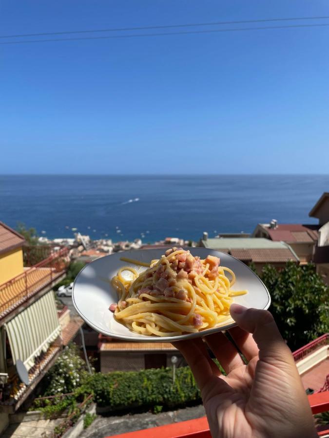Baia Aurora Villa Letojanni Eksteriør billede